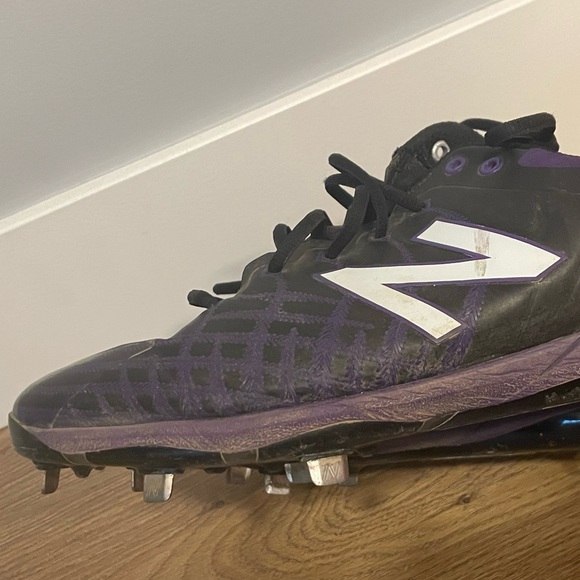 New Balance 4040 Men's METAL Baseball Cleats BLACK PURPLE Size 13 Pre-Owned - Picture 2 of 9